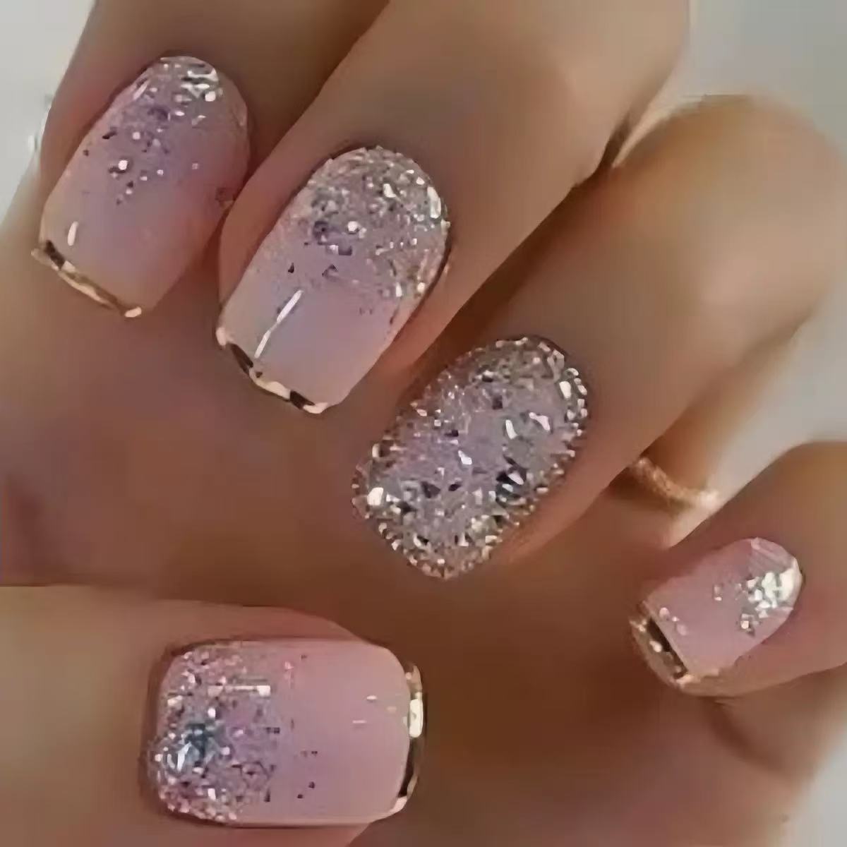 Glue & Go press-on nails style 079
